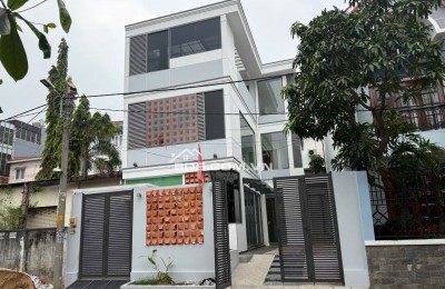 Nhà 9x17,5m 3 lầu Nguyễn Văn Quỳ Phường Phú Thuận Quận 7. giá 19 tỷ