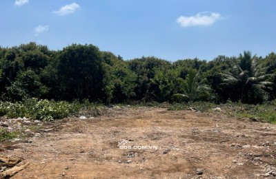 #Đất Phường Bình Lộc, 10m mặt tiền đường nhựa cũ giá 800tr, tổng Dt : 200 m2