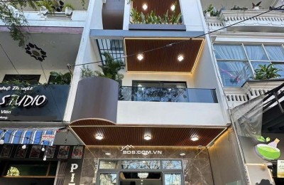 Bán nhà 3 tầng trục đường 10m5 thông biển  - cách biển 300m