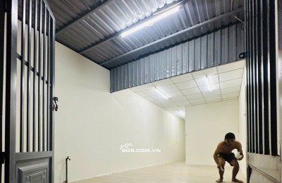 BÁN NHÀ GẦN SÂN BANH THẠNH XUÂN 25 Q12, DT 70M2 SHC CHỈ 1.040 TỶ. LH:NAM.0963677706.