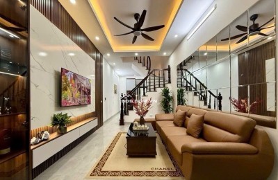  CHÍNH CHỦ GỬI BÁN NHÀ QUẬN ĐỐNG ĐA – ĐỐI DIỆN Đại học Y Hà Nội – PHỐ Tôn Thất Tùng