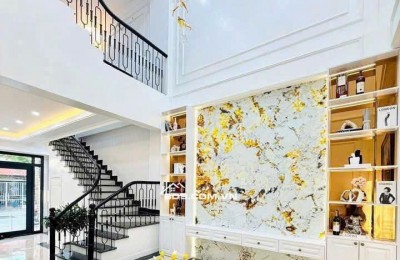 Nh.à bán phố trần nguyên hãn giao hoàng minh thảo 76m2x4t mt 4.1m giá 9.5 tỷ kinh doanh sầm uất