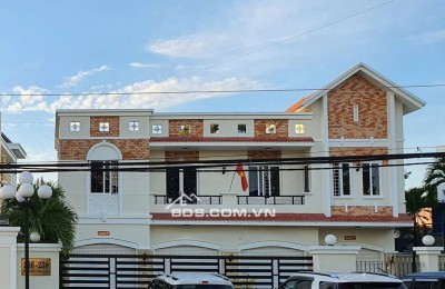 TRUNG TÂM CẦN GIUỘC QL 50 CHO THUÊ MẶT BẰNG VỊ TRÍ CHIẾN LƯỢC