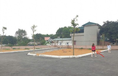 Bán 60m2 2 mặt tiền trung tâm Hòa Lạc sát trường Lục Quân ngã tư trục Hồ Tây Ba Vì