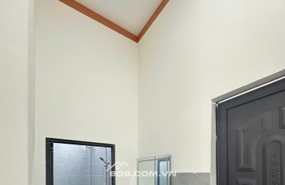 CĂN NHÀ CẤP 4 SÁT ỦY BAN CHÁNH PHÚ HÒA – 165 M2 SHR 1TY 7XX. LH:0868673151.