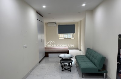 Chính chủ cho thuê căn hộ studio, dt 35m2, có thang máy, nội thất đầy đủ. LH: 0971883511