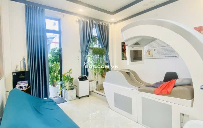 GIẢM KHỐC LIỆT còn 15 TỶ nhà HXT 6 lầu KD Spa Dương Quảng Hàm 80m2(4x20) ngay chợ CC.