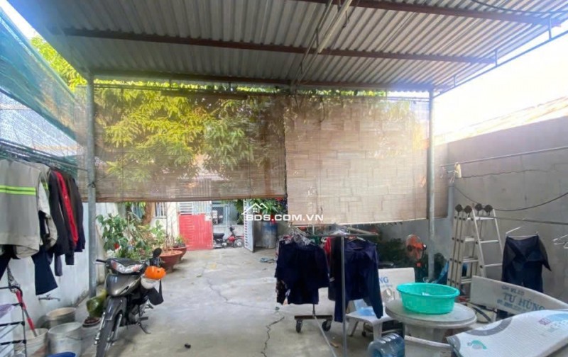 Bán đất 134m2 ( 50m2 là thổ cư )  tặng nhà cấp 4 ngay HTP Nhà Bè