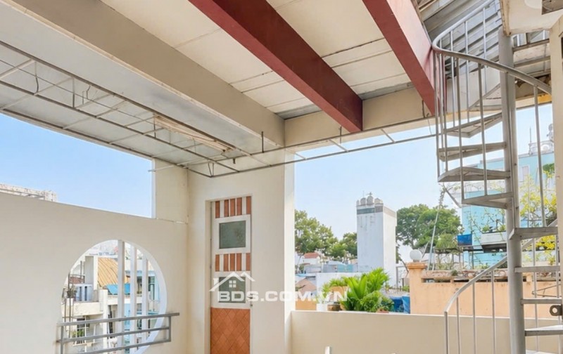 MẶT TIỀN KINH DOANH HÒA HẢO QUẬN 10 - 5 TẦNG - NGANG 5M - DTSD 177M² - DÒNG TIỀN GẦN NỬA TỶ/NĂM