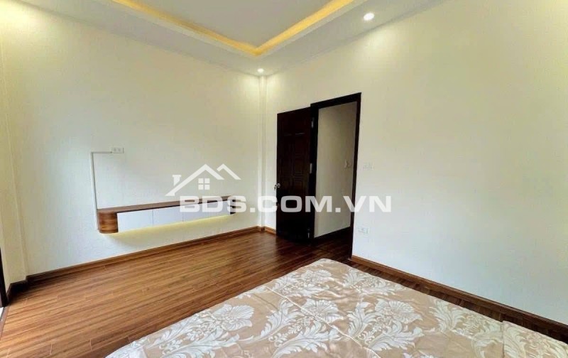 Bán Nhà Trương Định, Hoàng Mai 35m, 4 tầng, mt 4.6m, giá 7,85 tỷ.