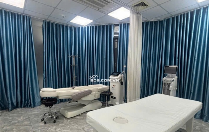 Bán tòa nhà 8L 209m2 ngang 11m có hầm TN 135 triệu MTKD view góc Nguyễn Văn Đậu 43 tỷ hơn