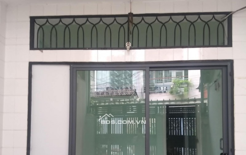 Cần cho thuê nhà hẻm nguyên căn Nguyễn Tri Phương 68m2 , 2 phòng nghủ
