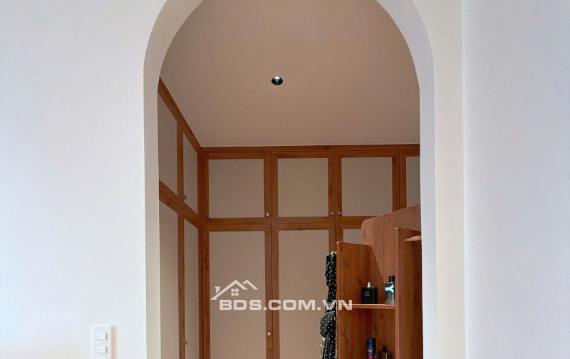 BIỆT THỰ SÂN VƯỜN KHU BỘ CÔNG AN Q7 - 3 TẦNG - 9X17M - 18,5 TỶ. LH:0904523367 (Phương Nhà Nhiều).