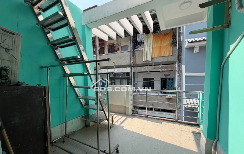 NHÀ ĐẸP 4 TẦNG QUẬN 5 – XE HƠI TRƯỚC CỬA – GIÁ MỚI CHỈ 7 TỶ