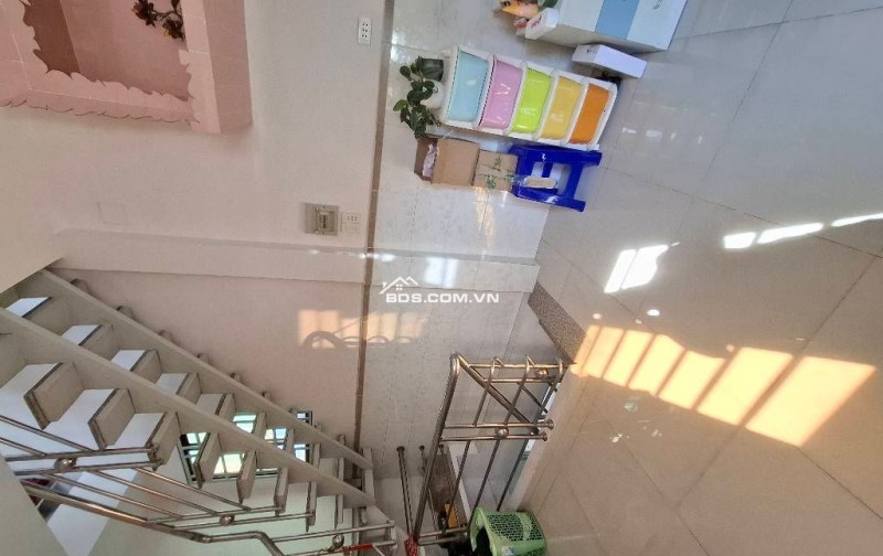 NHÀ ĐẸP 4 TẦNG QUẬN 5 – XE HƠI TRƯỚC CỬA – GIÁ MỚI CHỈ 7 TỶ