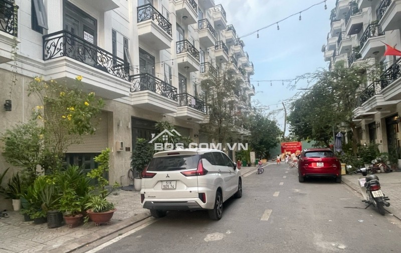 BÁN CĂN NHÀ MẶT TIỀN HẺM THÔNG, 64m², CHỈ 7.66 TỶ – CHÍNH CHỦ, GIÁ TỐT