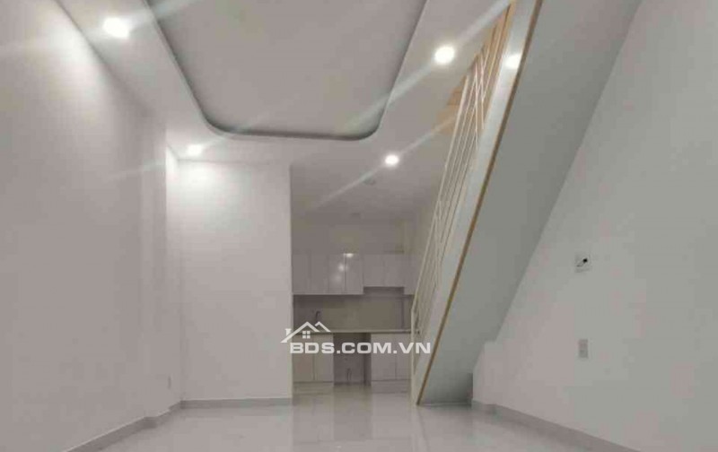 NHÀ 1 TRỆT 1 LẦU GẦN GIGAMALL - HẺM XE HƠI CHỦ CẦN BÁN GẤP