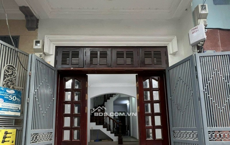 Cho thuê nhà nguyên căn 5 tầng, 6 ngủ, 5WC phố Hoàng Sâm hợp ở gia đình, làm văn phòng...0354229554