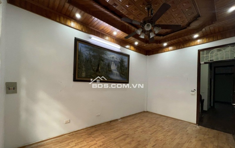 Cho thuê nhà nguyên căn 5 tầng, 6 ngủ, 5WC phố Hoàng Sâm hợp ở gia đình, làm văn phòng...0354229554