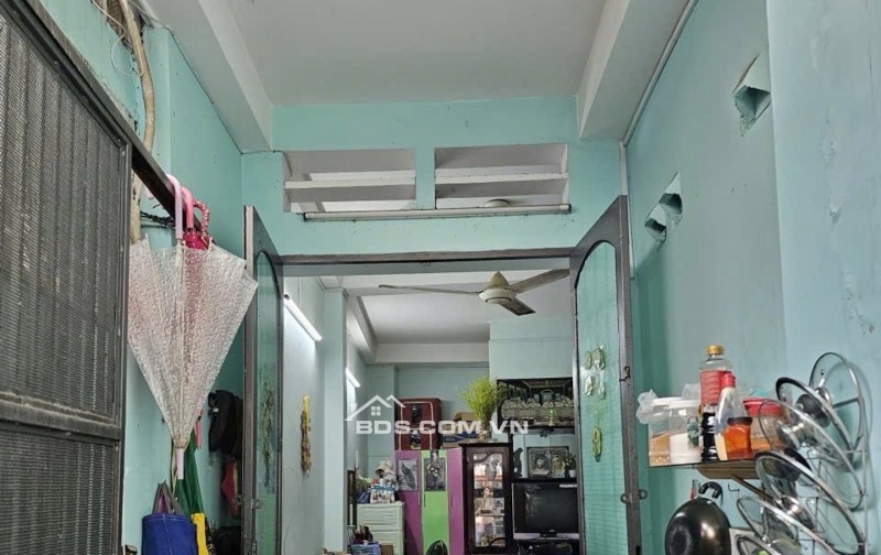 Nhà HOÀNG HOA THÁM - BÌNH THẠNH - GẦN CHỢ - Tiện ích xung quanh đầy đủ