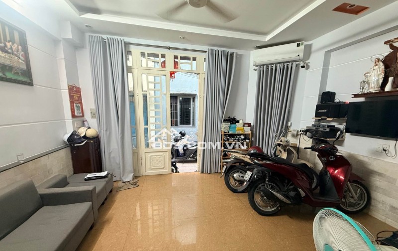 NHÀ ĐẸP ĐIỆN BIÊN PHỦ - 50m ra hẻm xe tải  - liền kề nhiều trường đại học