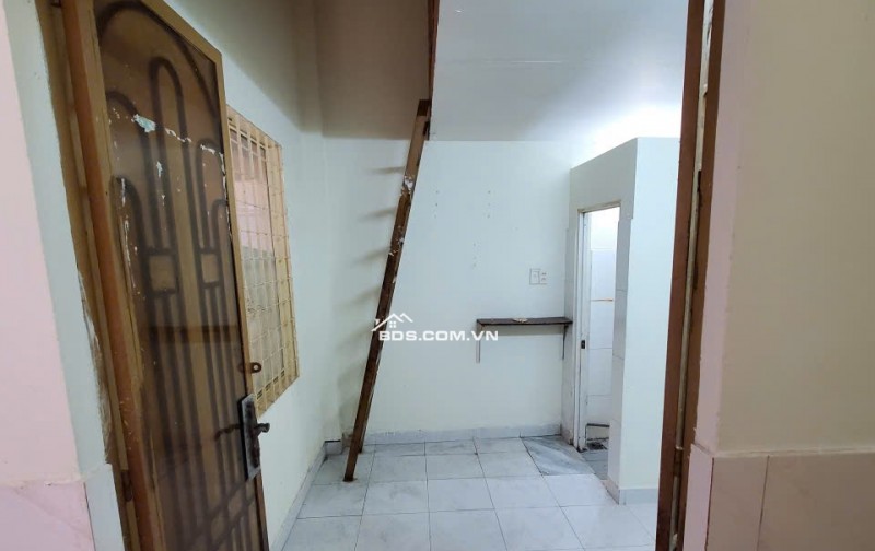 CHO THUÊ PHÒNG TRỌ 1/8 ĐƯỜNG SỐ 10 P.TÂN HƯNG, 22M CHỈ 3TR/TH. LH:0919005798.