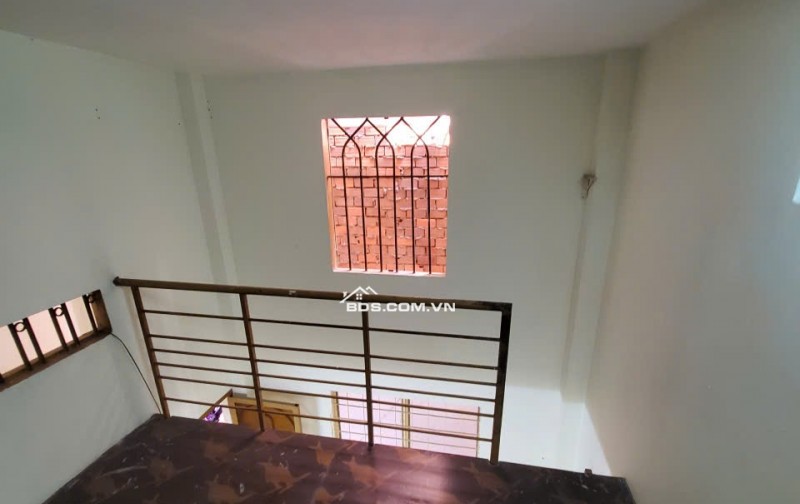 CHO THUÊ PHÒNG TRỌ 1/8 ĐƯỜNG SỐ 10 P.TÂN HƯNG, 22M CHỈ 3TR/TH. LH:0919005798.