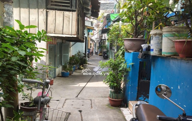 NHÀ ĐẸP LÊ THỊ BẠCH CÁT– QUẬN 11 – 42M2 - CHỈ 5.7 TỶ . LH:0775532337.