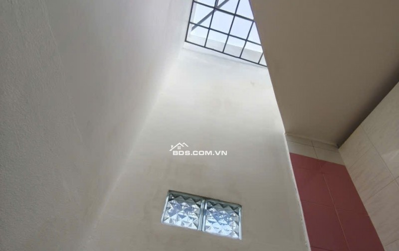 NHÀ ĐẸP LÊ THỊ BẠCH CÁT– QUẬN 11 – 42M2 - CHỈ 5.7 TỶ . LH:0775532337.