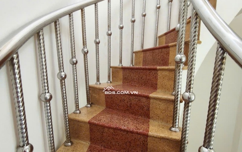 NHÀ ĐẸP LÊ THỊ BẠCH CÁT– QUẬN 11 – 42M2 - CHỈ 5.7 TỶ . LH:0775532337.