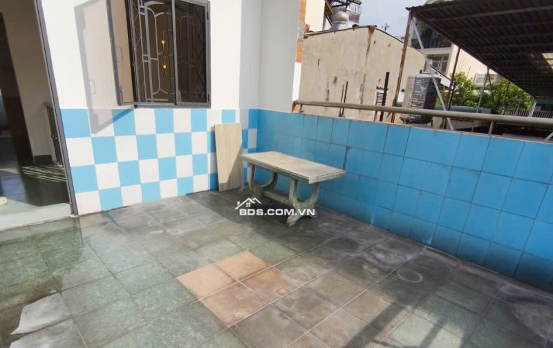 NHÀ ĐẸP LÊ THỊ BẠCH CÁT– QUẬN 11 – 42M2 - CHỈ 5.7 TỶ . LH:0775532337.