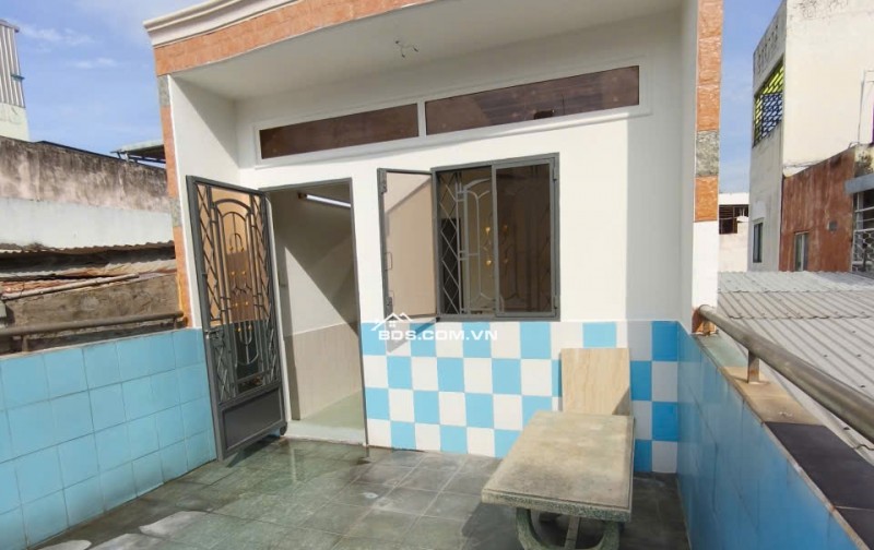 NHÀ ĐẸP LÊ THỊ BẠCH CÁT– QUẬN 11 – 42M2 - CHỈ 5.7 TỶ . LH:0775532337.