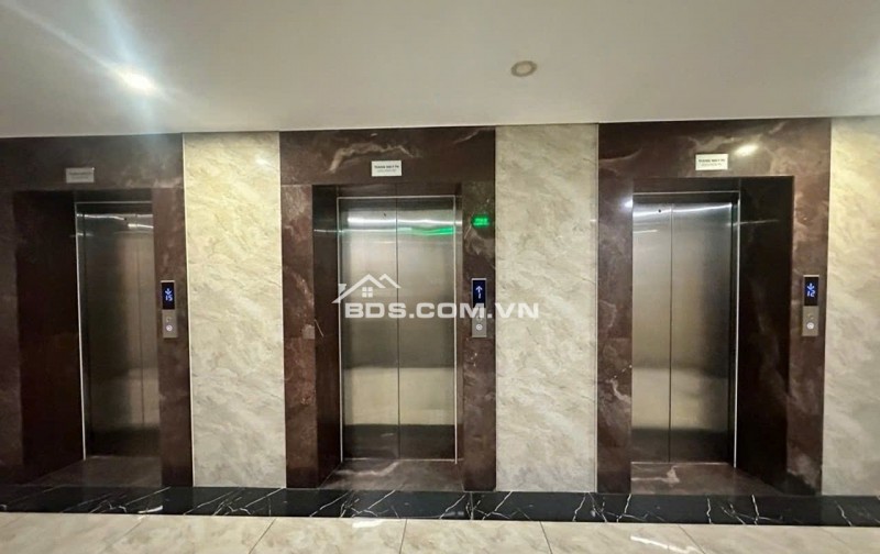 Siêu ngon rẻChỉ 50tr/m2 - CC trung tâm Thanh Xuân - Căn góc - DT 210m- TK: 4PN - 4VS - SĐCC - Hàng xóm Cao Xà Lá - Nguyễn Trãi- Gía quanh 10T