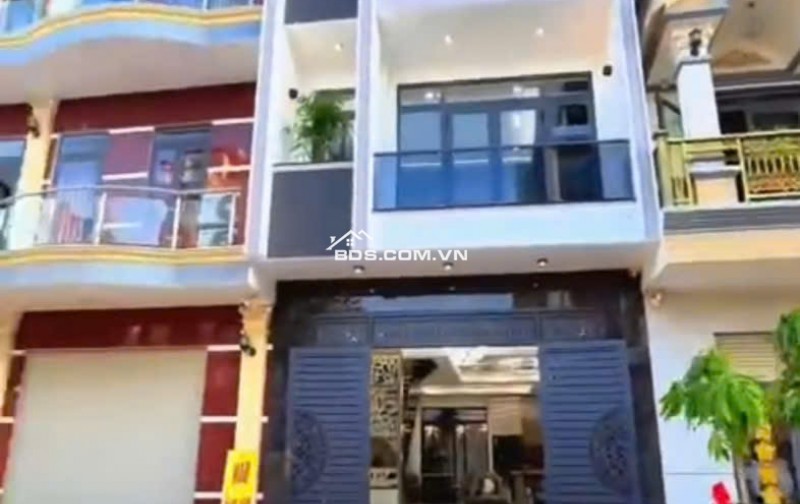 BÁN NHÀ NGAY CHỢ BÌNH ĐIỀN QUẬN 8. DT80 M2 - SHR - CHỈ 1TỶ165TR. LH:0785448683.