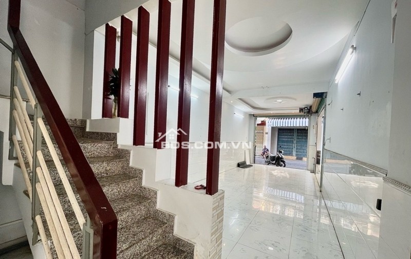 BÁN NHÀ HXH ĐƯỜNG DA NAM QUẬN 8 - DT 49MV SHR CHỈ 7TỶ630. LH:0986225711.