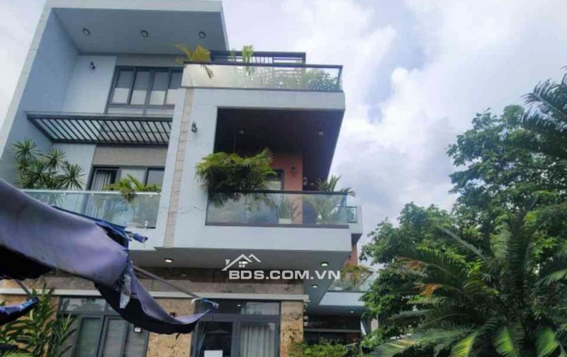 BIỆT THỰ SÂN VƯỜN 313M2 - CHỢ XUÂN THỚI THƯỢNG - FULL NỘI THẤT - 8TỶ960TR LH:0369571337.