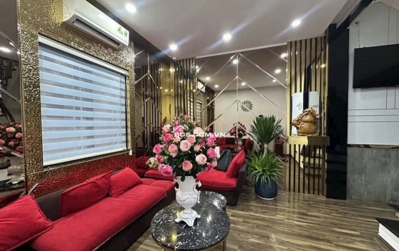 Bán Nhà Ô TÔ Nguyễn Chí Thanh, Đống Đa 40m, 6 tầng, mt 4m, giá 20.5 tỷ.