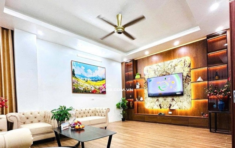 Bán Nhà Kinh Doanh, Ngõ Ô TÔ, Tôn Đức Thắng, Đống Đa 40/46m, 5 tầng, mt 8m, giá 21.6 tỷ.