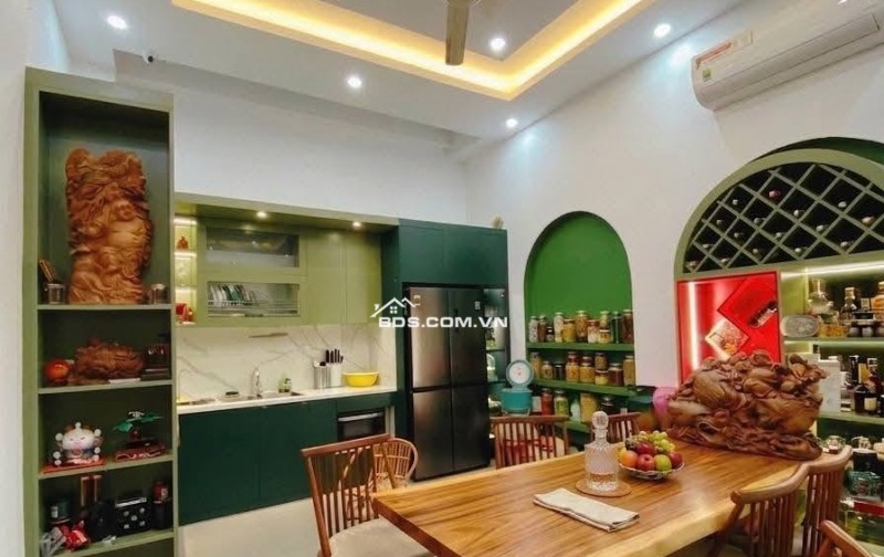 Bán Nhà Nguyễn Lương Bằng, Đống Đa 45m, 5 tầng, giá 12.3 tỷ.