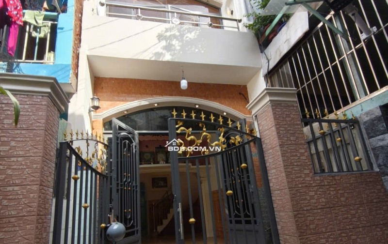 NHÀ ĐẸP LÊ THỊ BẠCH CÁT– QUẬN 11 – 42M2 - CHỈ 5.7 TỶ . LH:0775532337.