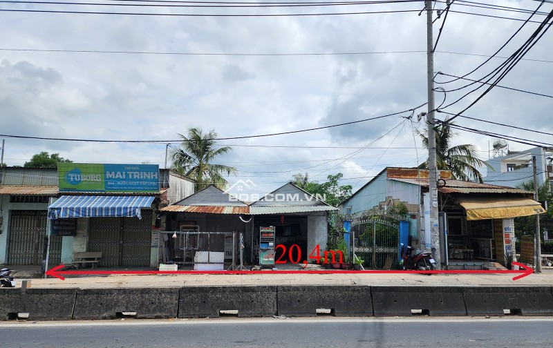 Bán nhà, đất mặt tiền đường Nguyễn Văn Bứa, xã Bà Điểm. Diện tích 1079,5m² có 247,6m² thổ