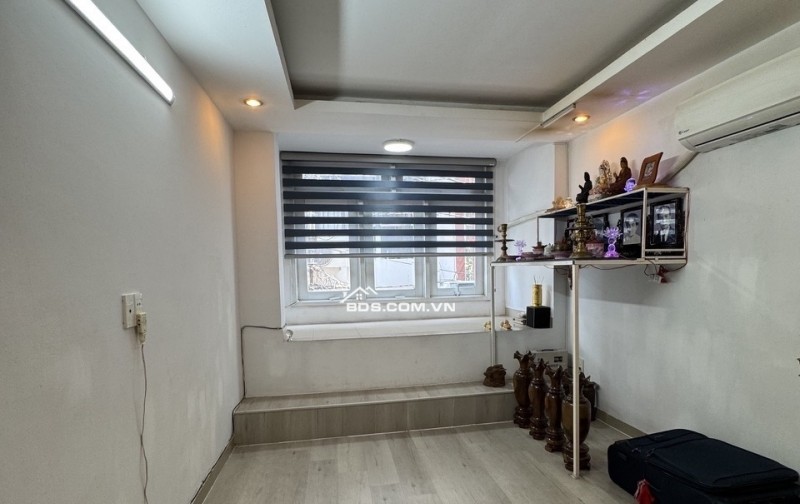 NHÀ ĐẸP 4 TẦNG NGÔ QUYỀN – PHƯỜNG HÒA HƯNG, QUẬN 10 – CHỈ 6,9 TỶ TL