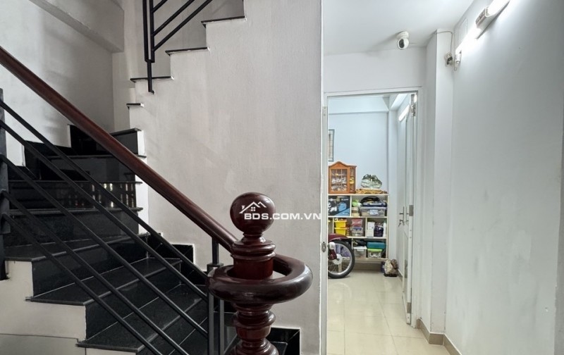 NHÀ ĐẸP 4 TẦNG NGÔ QUYỀN – PHƯỜNG HÒA HƯNG, QUẬN 10 – CHỈ 6,9 TỶ TL