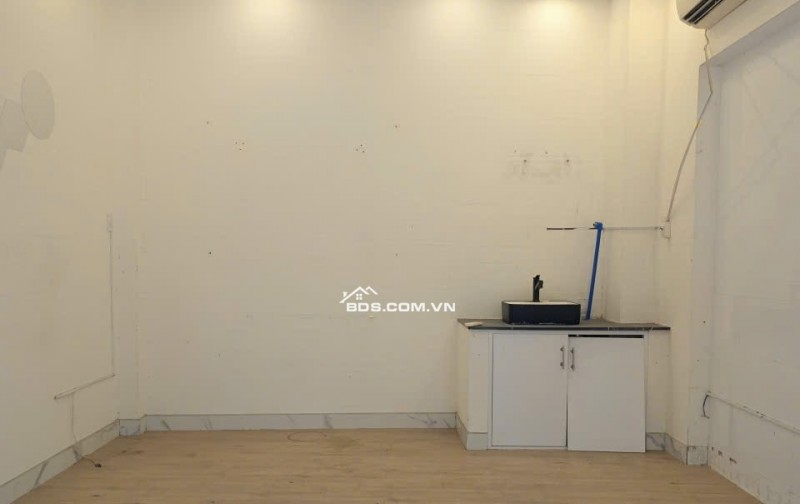 NHÀ ĐẸP HẺM LÃNH BINH THĂNG – CÁCH MT15M – P8, QUẬN 11 - 4,5×7,2M– CHỈ 5,25 TỶ TL   Đường Lãnh Binh Thăng, Phường 8, Quận 11,