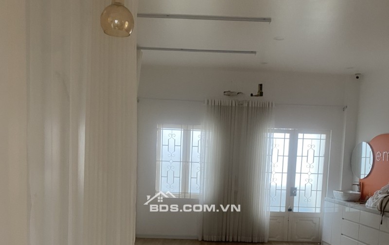 HẺM 9M CMT8 – P11, QUẬN 3 – NGANG 4.1M NỞ HẬU 5.7M – PHÁP LÝ CHUẨN – CHỈ 9.1 TỶ