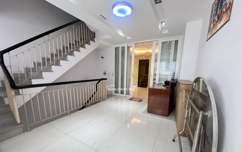 HẺM Ô TÔ HỒNG LẠC, P10 TÂN BÌNH –5 TẦNG – 5 ×13M – Ô CHỜ THANG MÁY – CHỈ 9.3 TỶ