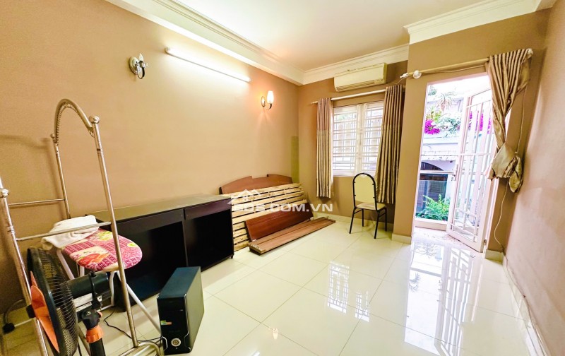 HXH Nguyễn Trọng Tuyển – 60m², 4 Tầng, 5PN – Chỉ 11 Tỷ, Hiếm Có Khó Tìm! CÁCH MẶT TIỀN CHỈ 20M