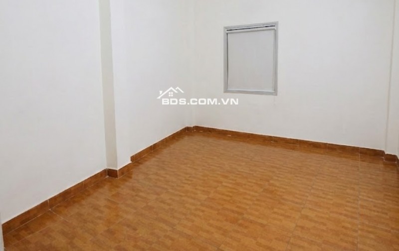 CỰC SỐC-NHÀ 4 TẦNG, 36M²/SÀN–4 PHÒNG NGỦ-Ô TÔ ĐỖ CỔNG-GIÁ CHỈ 5.X-SÀI ĐỒNG–KHÔNG QH