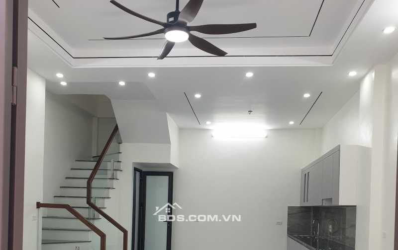 BÁN NHÀ ĐẸP 1.98 TỶ 3 TẦNG XÂY MỚI NGÕ RỘNG GIẢI PHÓNG