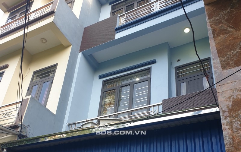 BÁN NHÀ ĐẸP 2.28 TỶ 3 TẦNG 52M2 ( ĐÔNG BẮC ) NGÕ TRẦN THÁI TÔNG